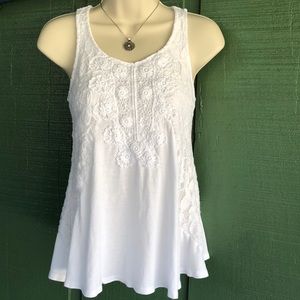 🌸Pretty White Top🌸